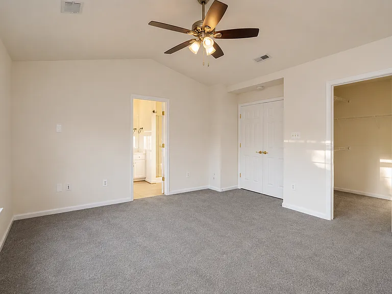 21755 Flora Springs Ter — Photo 11