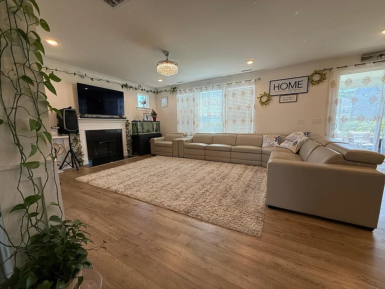 113 Gabbro Pl — Photo 68