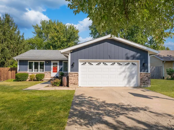 386 Hillcrest Ave, Hampshire, IL 60140