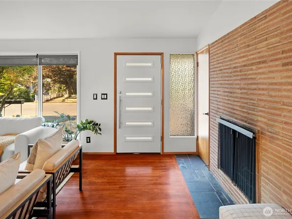 263 N 171st Street, Shoreline, WA 98133