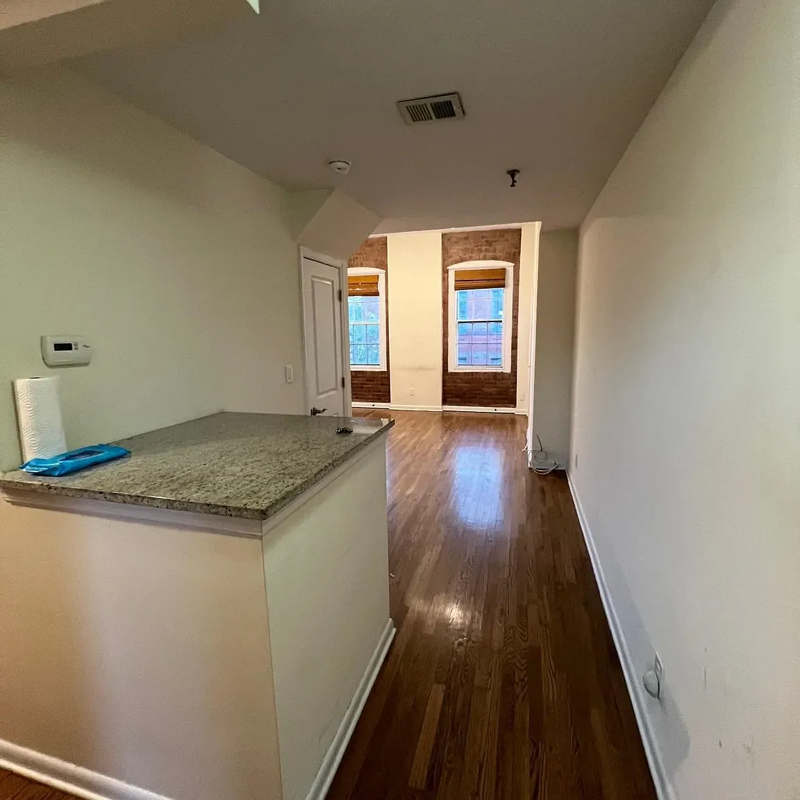 158 Wayne St — Photo 2