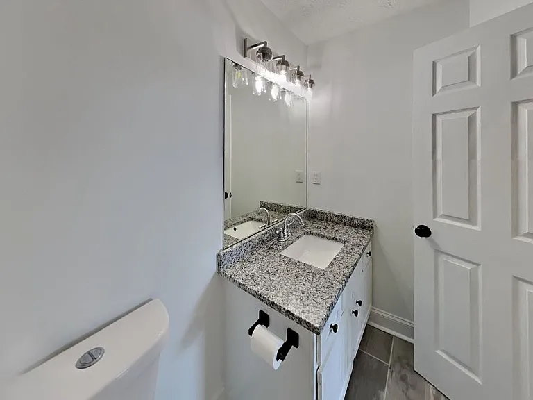 4000 Moore Creek Dr — Photo 13