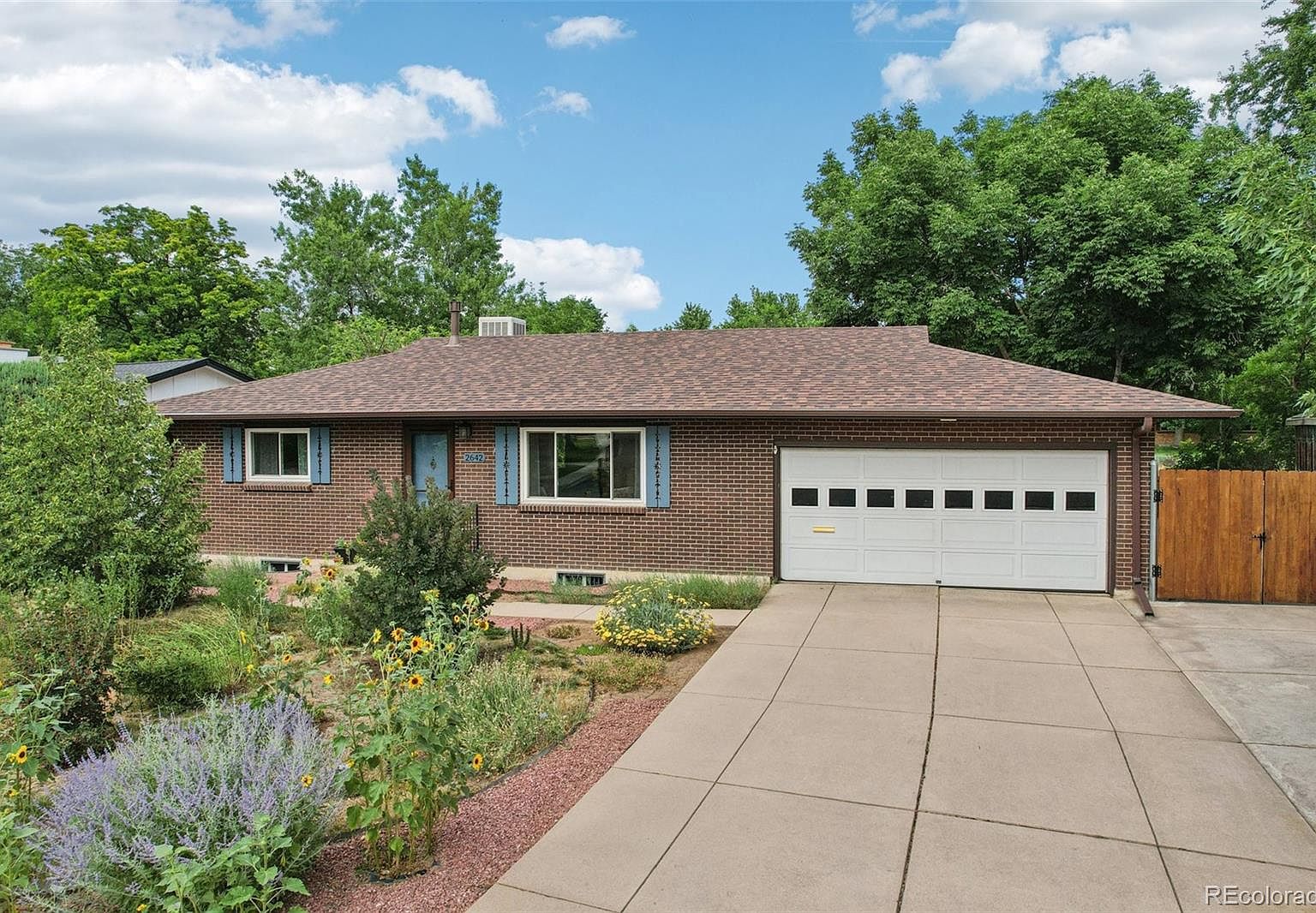 2642 S Newport Street, Denver, CO 80224 | Zillow