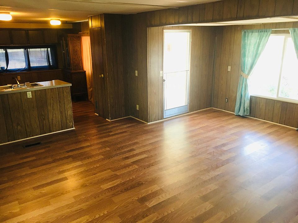 1st image of 9426 Tamarisk Ave