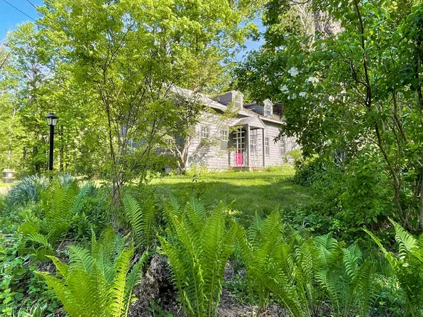 (undisclosed Address), Sharon, CT 06069
