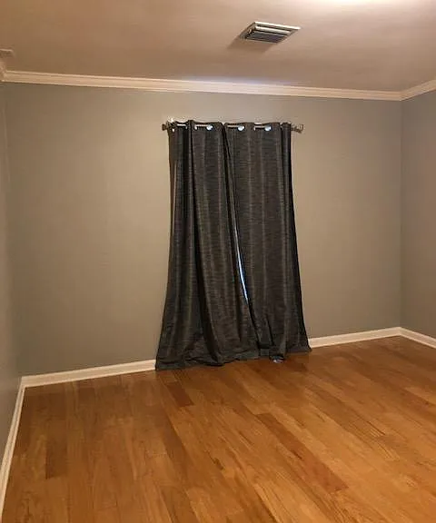 5695 Herald Sq — Photo 36