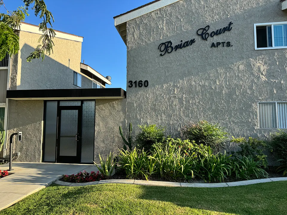 Briar Court