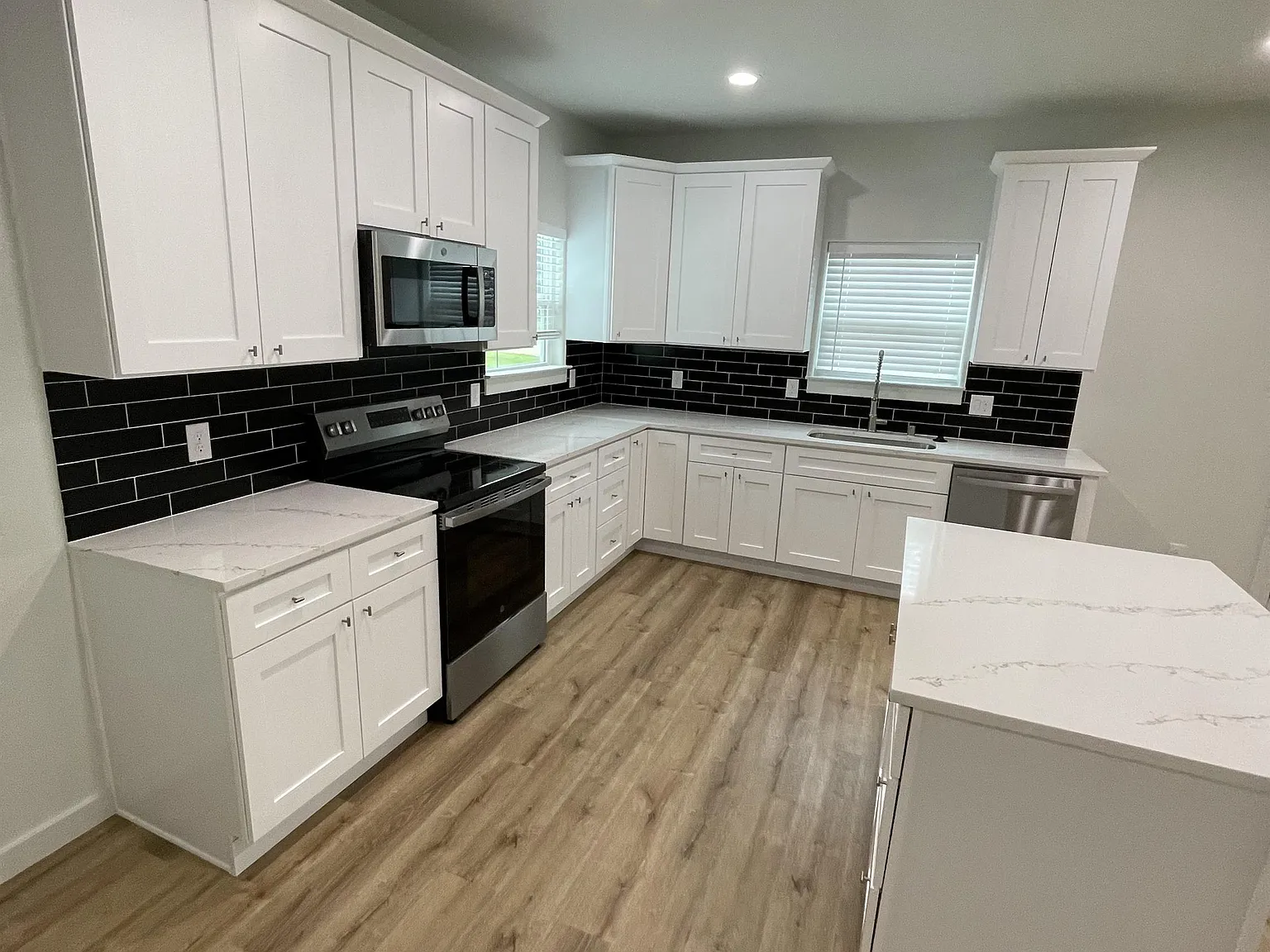 524 West Florence Street, Denison 75020 - 1 — Photo 4