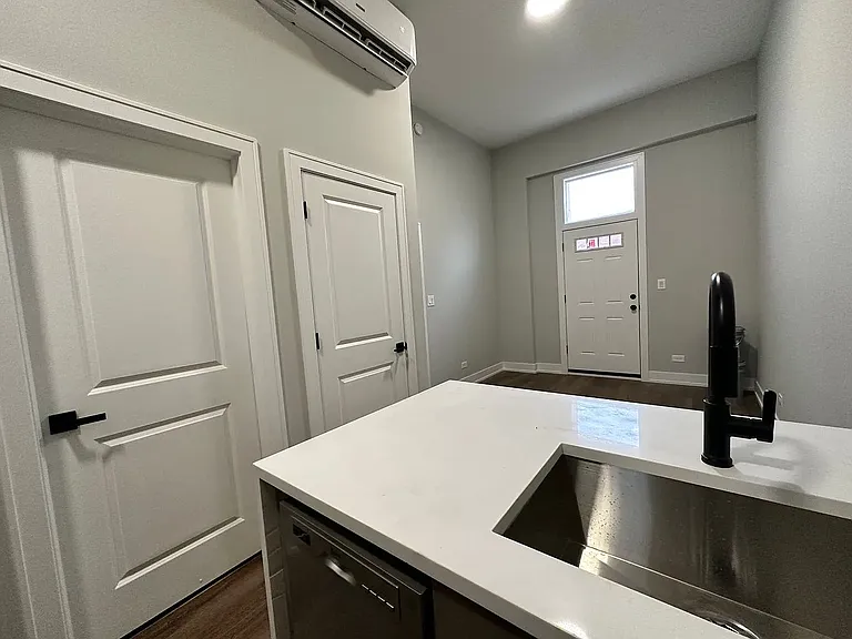 2700 S Kildare Ave #1S — Photo 2