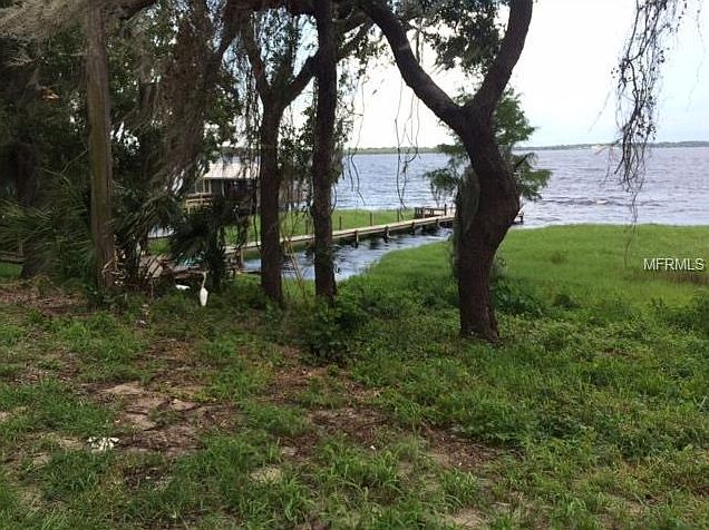 1st image of 10540 Lakeshore Dr