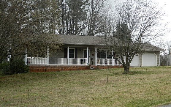 2nd image of 394 Hensley Eller Rd