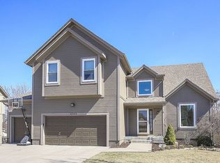 6333 Theden St, Shawnee, KS 66218