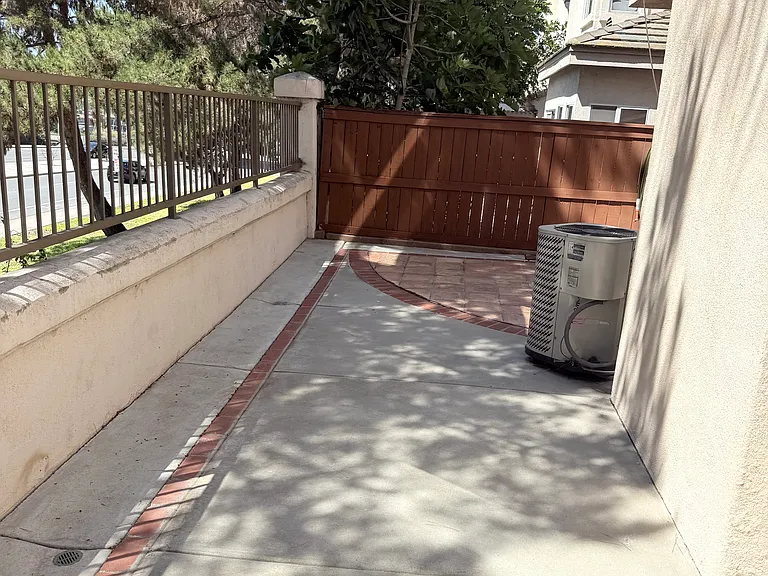 1047 Laguna Seca Loop — Photo 21