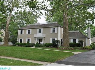 1587 Cardiff Rd, Columbus, OH 43221