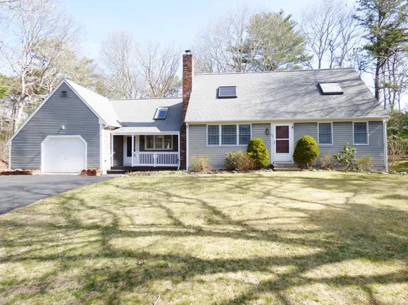 33 Lakeview Drive, Sandwich, MA 02563
