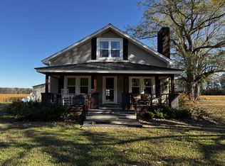 2728 W Barr Rd, Chocowinity, NC 27817