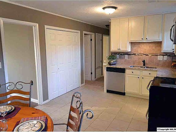 5th image of 14021 Hurstland Dr SW