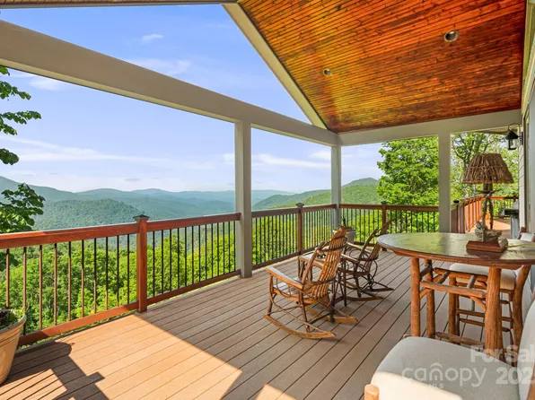 197 Cherry Knob Dr, Mars Hill, NC 28754