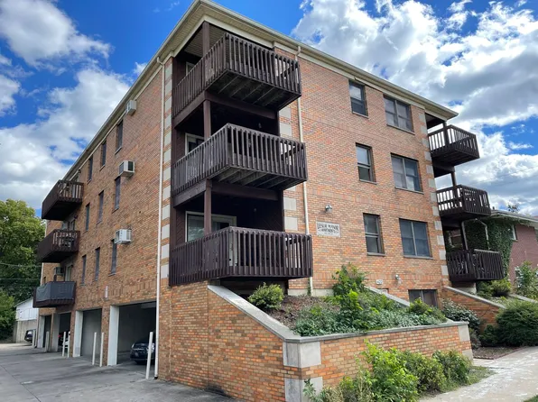 Leslie Manor Apartments, 422 Vine St #10, West Lafayette, IN 47906