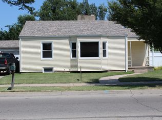 2124 N Monroe St, Hutchinson, KS 67502