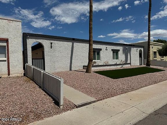 3rd image of 7834 E GLENROSA Avenue