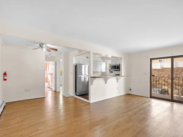 349 Gorge Road image 7 of 9