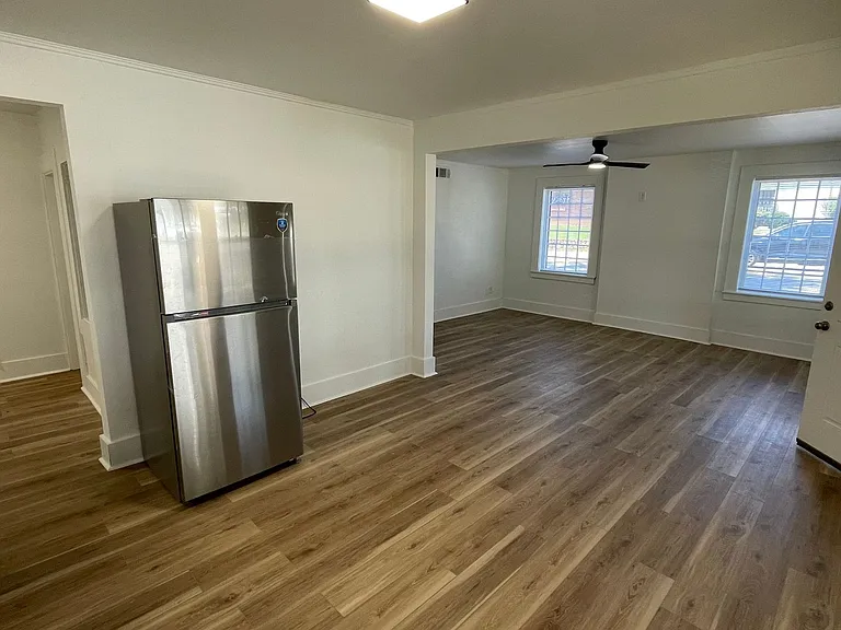1720 N Grant St — Photo 6