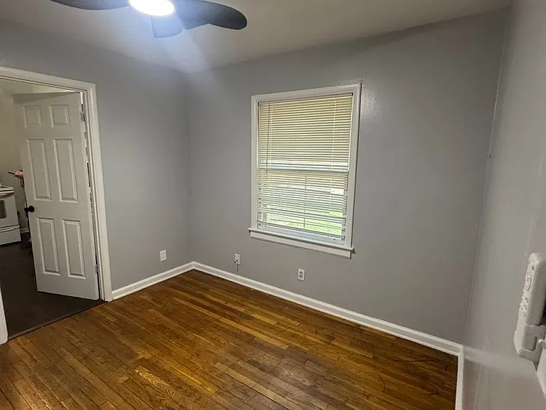 963 Green Ridge Rd — Photo 7