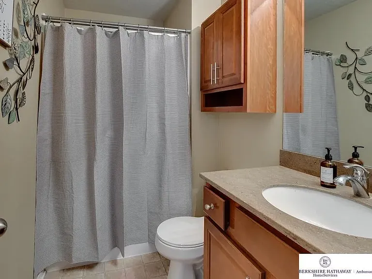 16918 Redman Ave — Photo 11