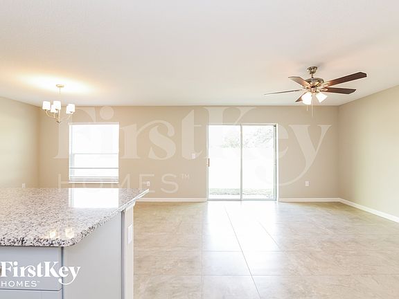 3rd image of 409 Earhart Dr