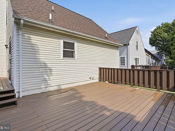 5th image of 1248 Magnolia Ct