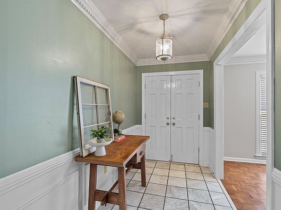 4th image of 7648 Stout Rd