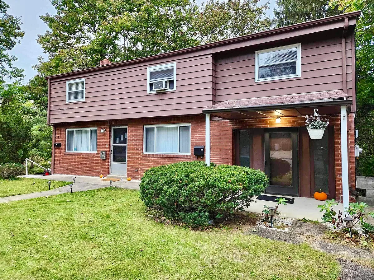Building Photo - 2612 Louisiana Ave #2