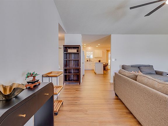 3rd image of 118 Palm Branch Way