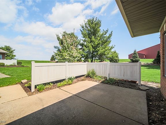 5th image of 4347 Hunters Chase Ln