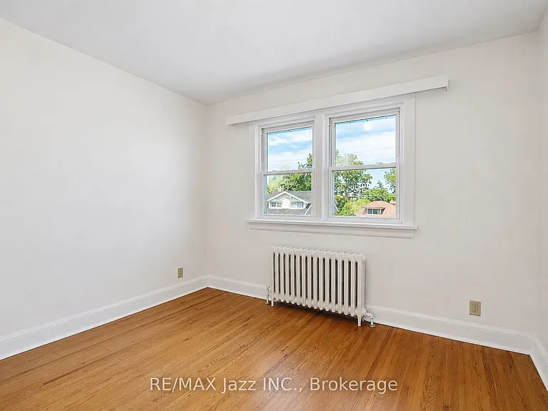 366 Mary St N #5 — Photo 17