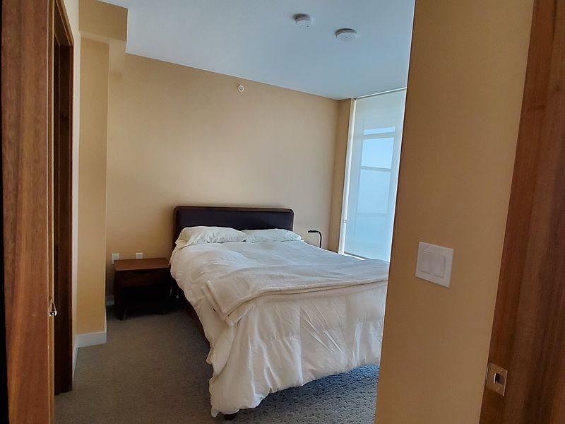 Surrey Apartment for rent - 2 Bedrooms — photo 5