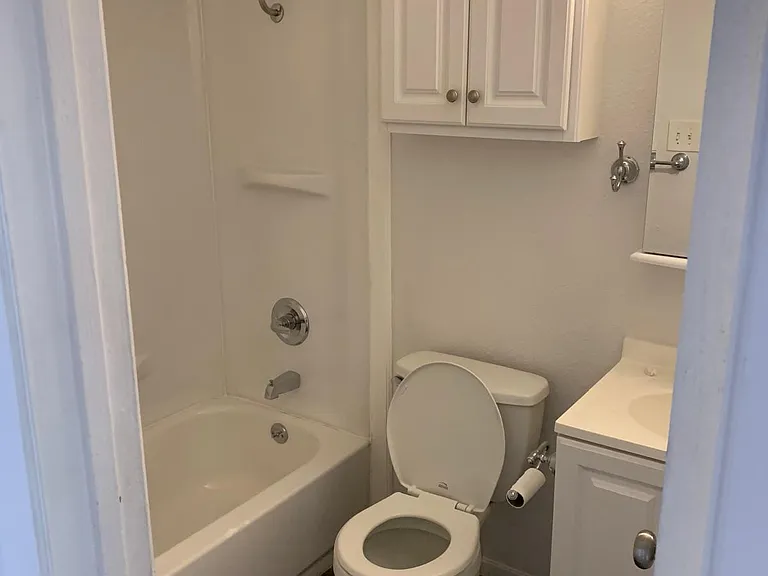 1202 Provident Ln #A — Photo 8