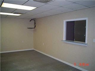 3rd image of 752 Harrison Ave