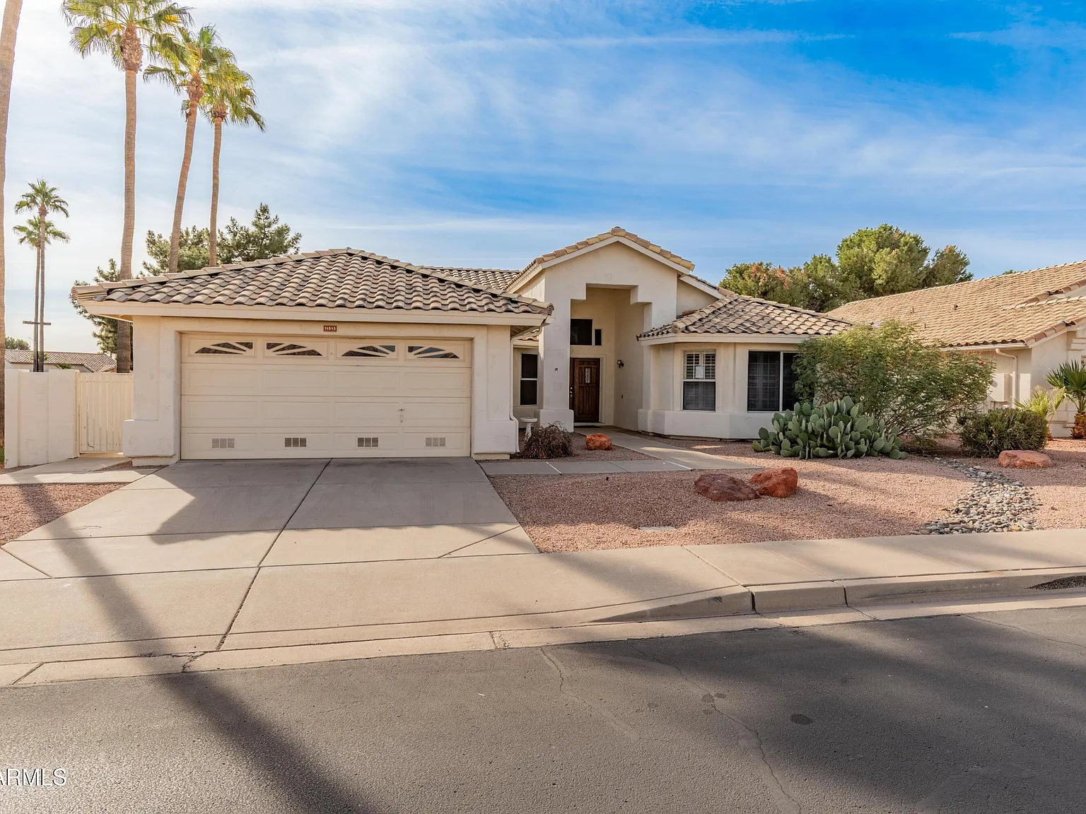 2 bed, 2.0 bath, 1684 sqft, $2,200 — Photo 3