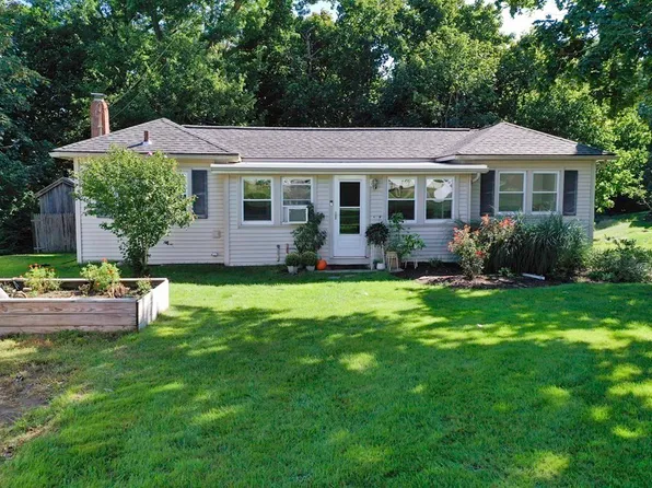 21 Old Colony Dr, Plymouth, MA 02360