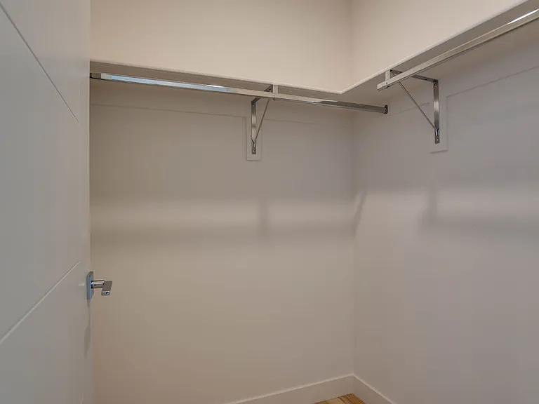 1540 S Hayworth Ave #203 — Photo 12
