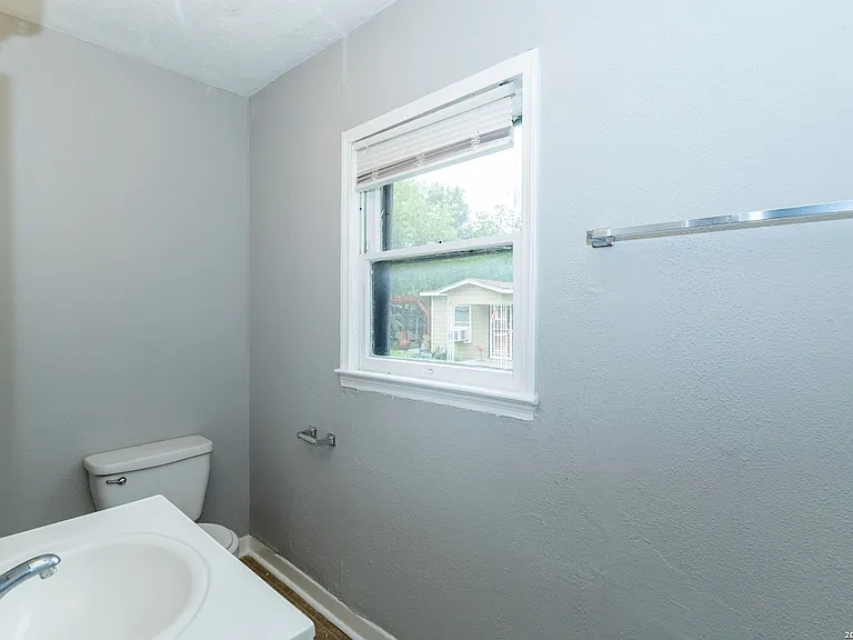 146 Vassar Ln #1 — Photo 18