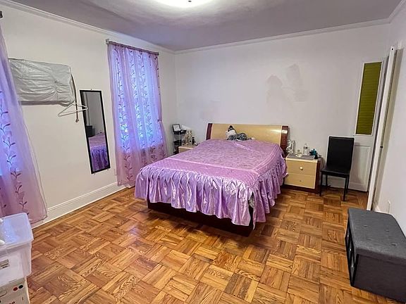 4th image of 4243 Bedford Ave #1