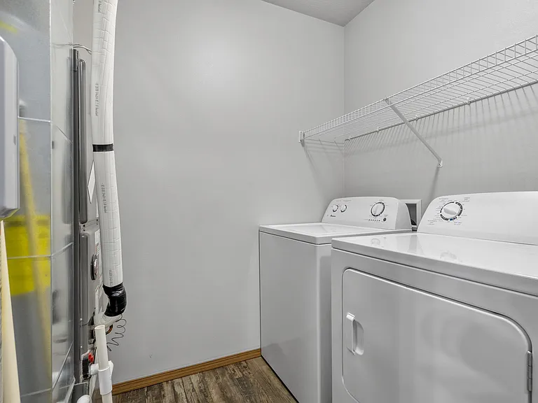100 S Augusta Pl — Photo 22