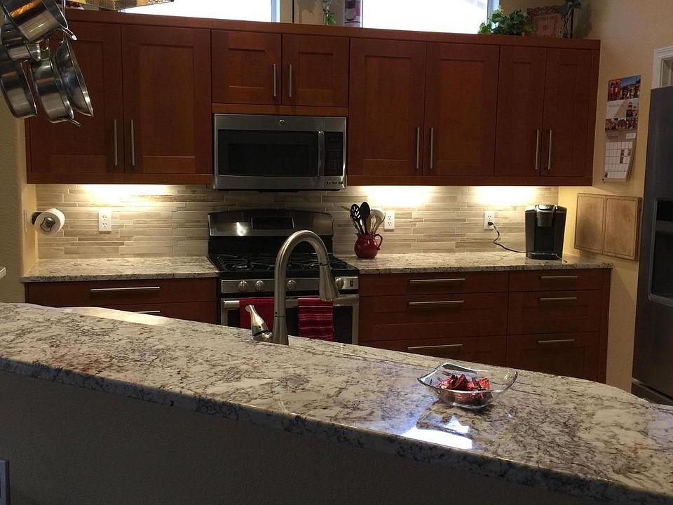 2nd image of 2239 E Montrose Canyon Dr