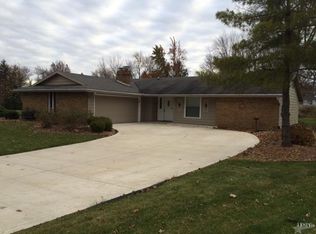 3902 Winfield Ct, Fort Wayne, IN 46815
