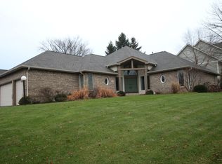 5410 Parliament Pl, Rockford, IL 61107