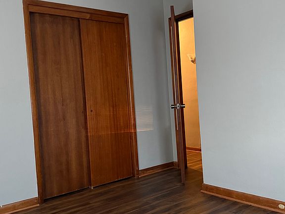 4th image of 4902 Douglas Ave