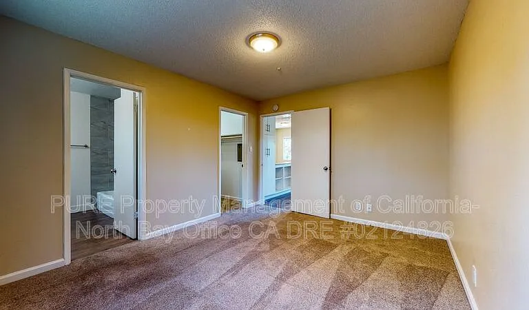 555 Dexter St #I — Photo 6
